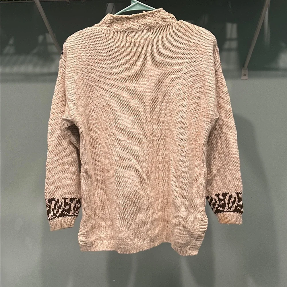 Vintage chunky knitted patterned sweater